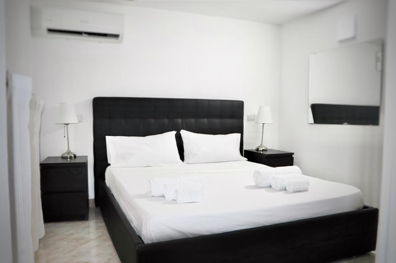 House Relax Apartment Centro Di Napoli Εξωτερικό φωτογραφία