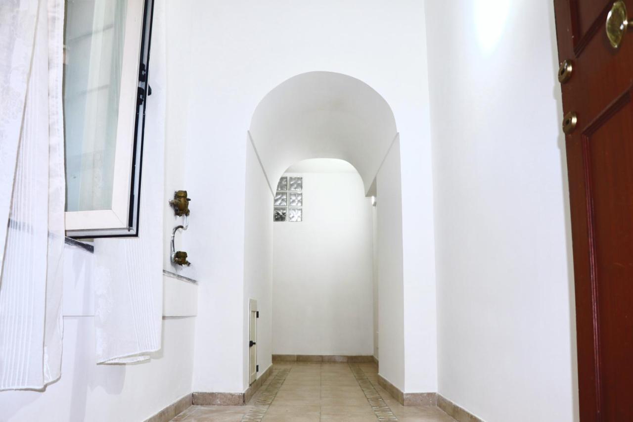 House Relax Apartment Centro Di Napoli Εξωτερικό φωτογραφία